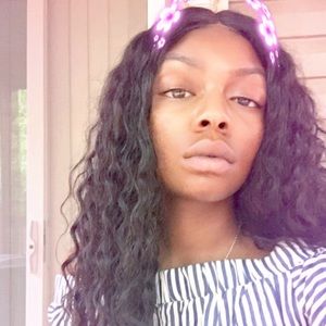 Meet your Posher, Brittany